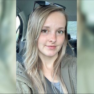 Meet your Posher, Beth